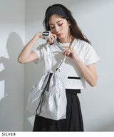 サテンドロストリングショルダーバッグ