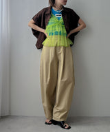 パイピングタックカーブパンツ