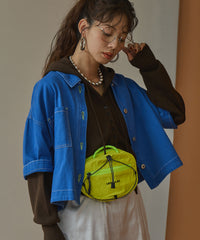 ブルー